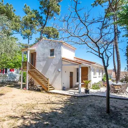 Hébergement de vacances à 700m De La Plage- Maison Familiale Pour 7 *