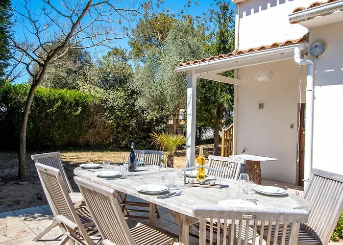 à 700m De La Plage- Maison Familiale Pour 7 Hébergement de vacances *