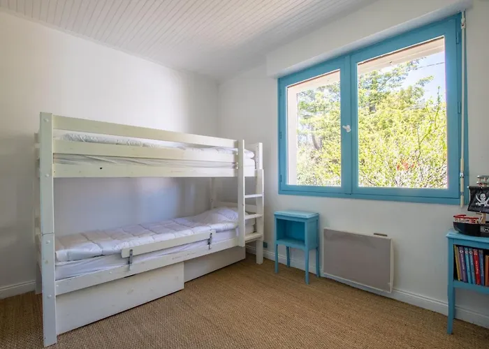 Hébergement de vacances à 700m De La Plage- Maison Familiale Pour 7