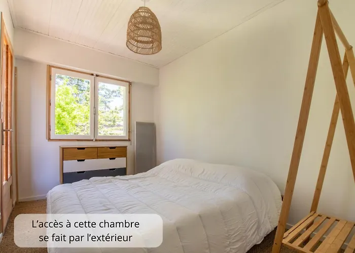 Hébergement de vacances à 700m De La Plage- Maison Familiale Pour 7 *